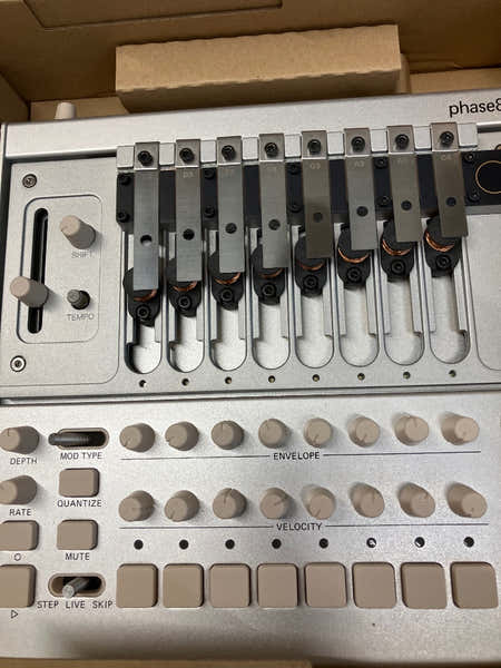 Korg Phase8 Edición Limitada - Stock B