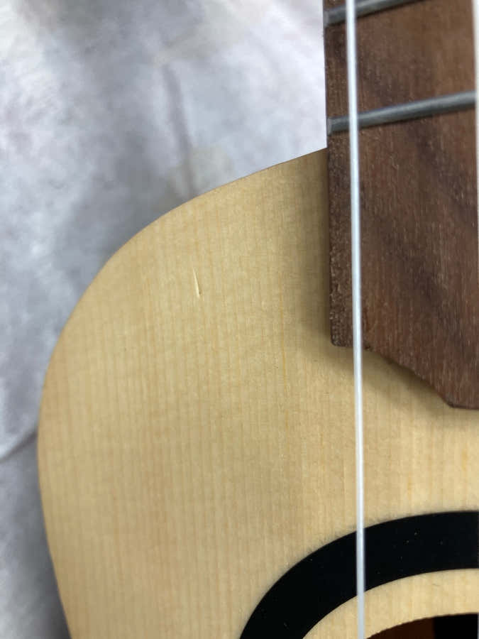Tiki TKU150TE Ukelele Tenor Slim Arched Back - B-Stock