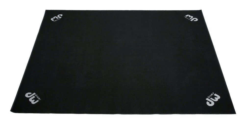 DWCPRUG2 TAPETE DE BATERIA 62" x 78" NEGRO (~157,5 CM X ~198 CM)