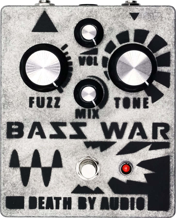 BASS WAR FUZZ