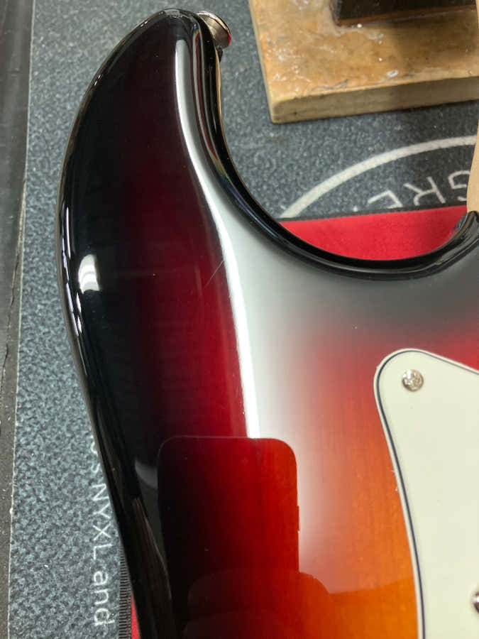 Fullerton Deluxe S-500 3-tone Sunburst MN - Stock B