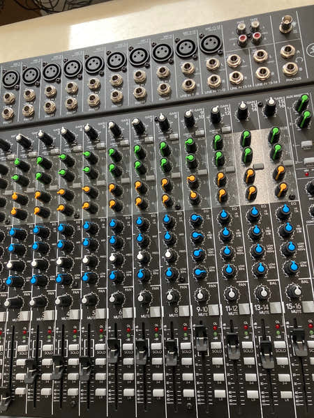 Mackie 1642-VLZ4 - Producto B