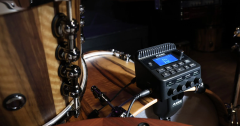 Alesis lanza el Kitstream para grabar y hacer streaming con tu batería acústica