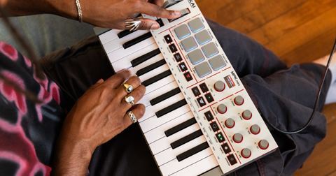 Nuevo Akai MPK Mini 4: el regreso del legendario teclado MIDI