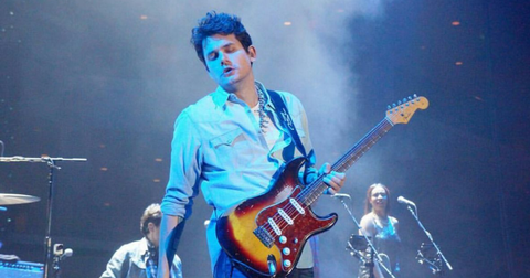 Tras la muerte de Bob Weir, John Mayer reúne a los fans de Grateful Dead para una escucha colectiva