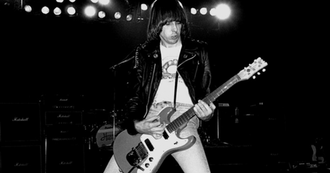 Los 10 guitarristas rítmicos más grandes del rock