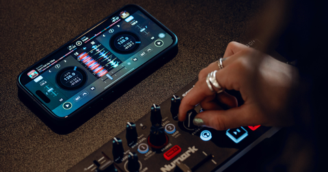 Numark MixTrack Go: mezcla donde quieras, sin cables, sin límites