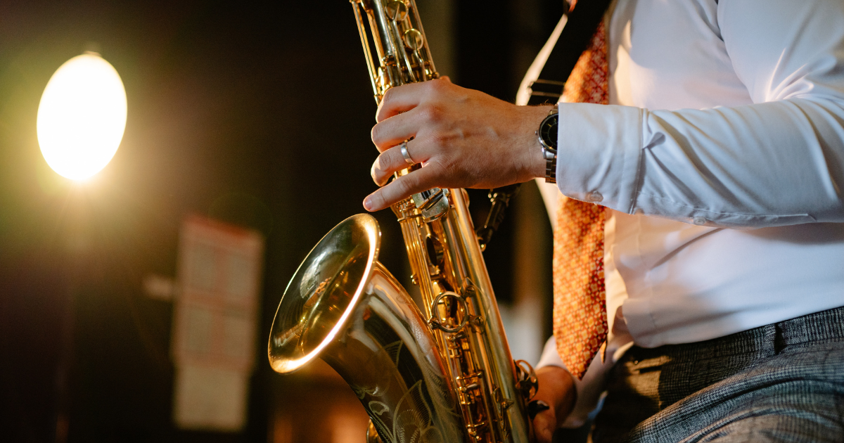 Quel saxophone choisir pour débuter ? Guide d’achat