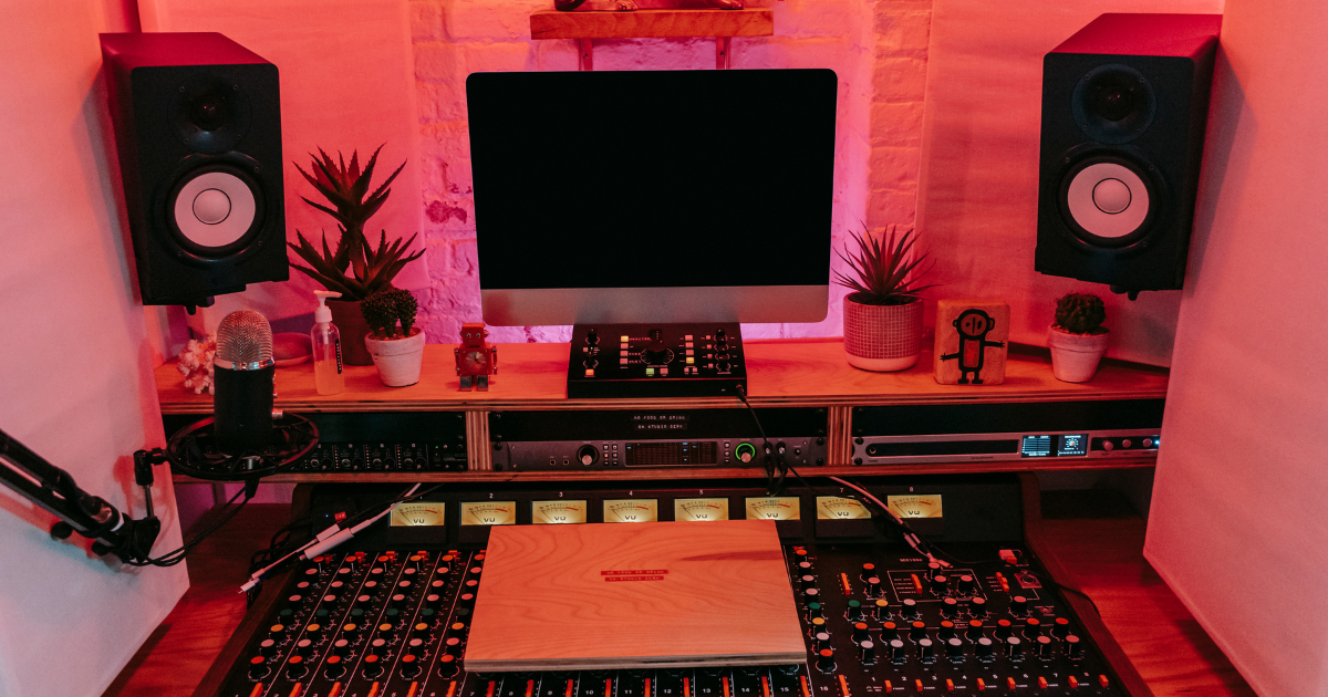 Soldes matériel de studio : les meilleures réductions pour upgrader ton setup