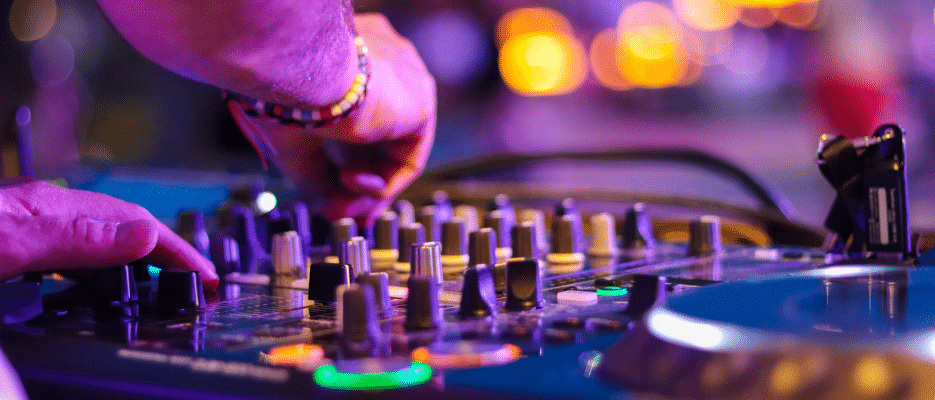 Top 5 des tables de mixage DJ : comment faire son choix