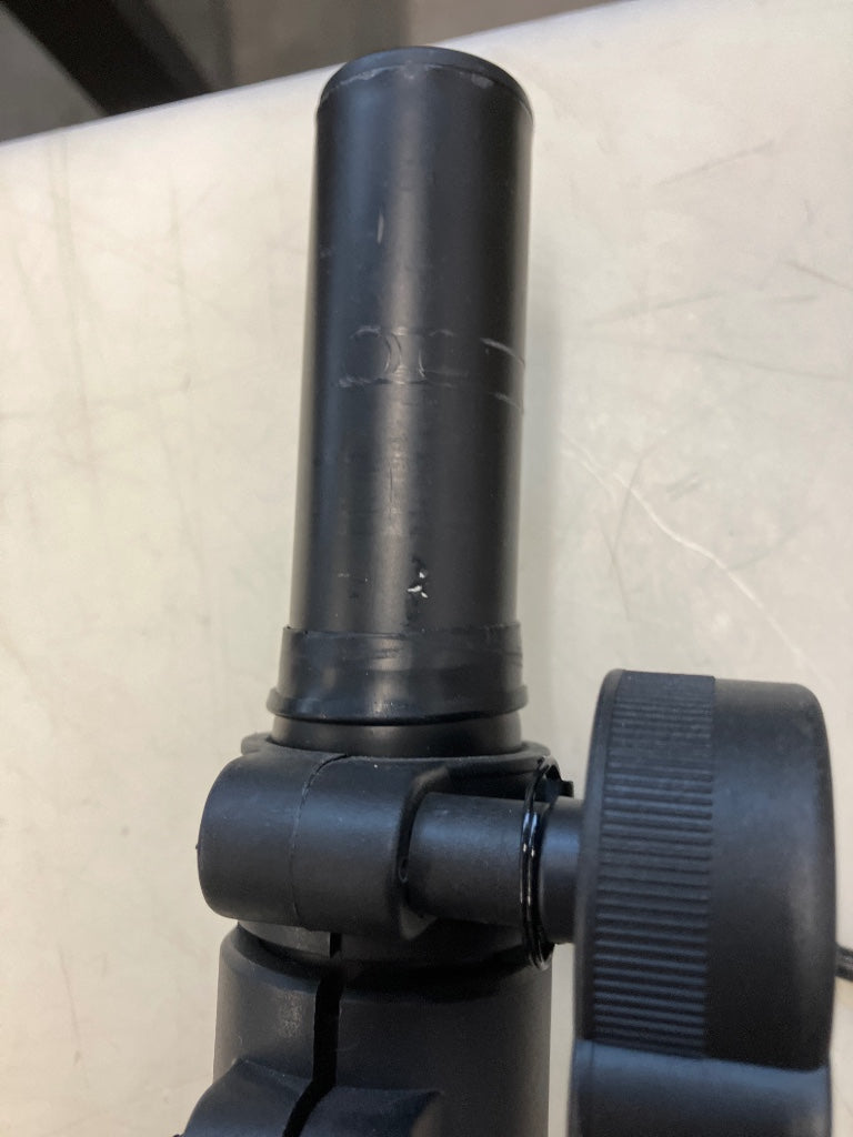 S-173 PAIR OF SPEAKER STANDS WITH 35-38MM REVERSIBLE TUBE - B Stock