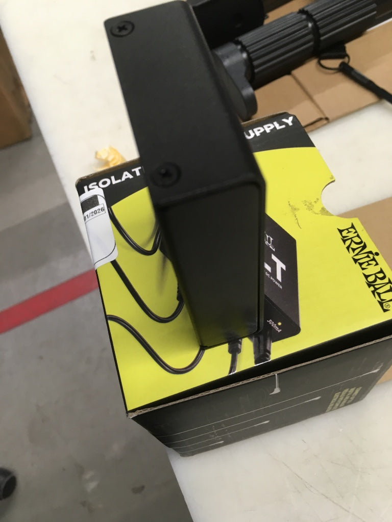 6191 VOLT POWER SUPPLY FOR EFFECT PEDALS - B Stock