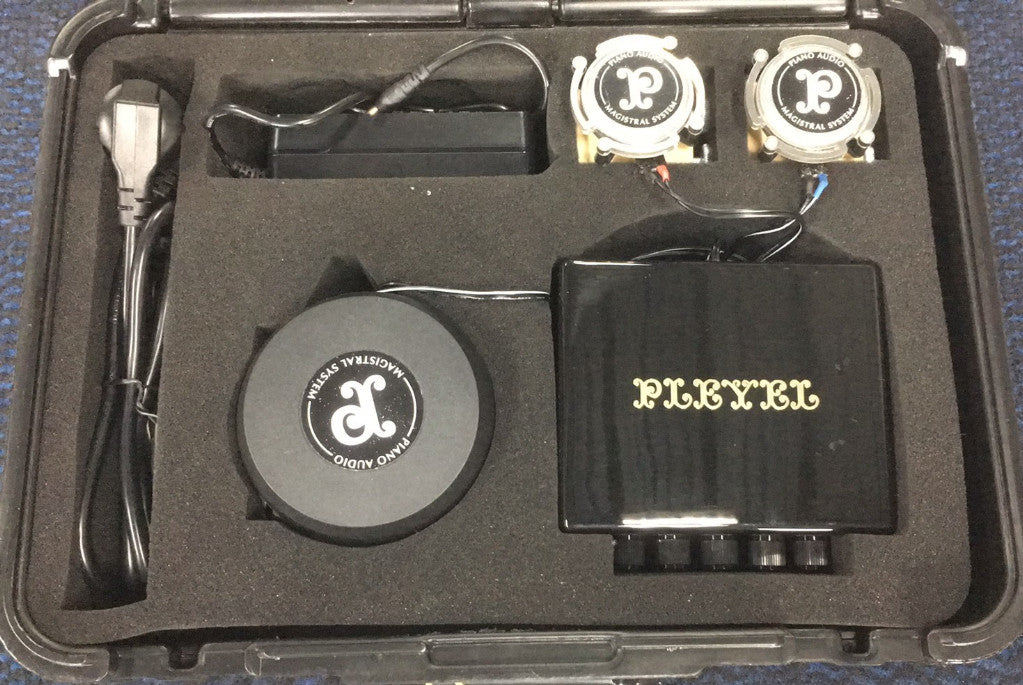 LE MAGISTRAL DEMOCASE Kit de sistema de audio + Abrazaderas - Stock B