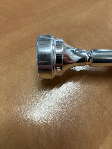 5884 Classic - 4F Plateada (Fliscorno) - Stock B