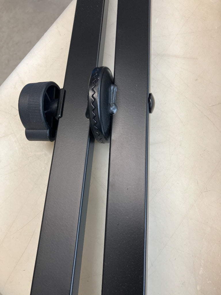 Soporte para teclado T20BK Negro - Stock B