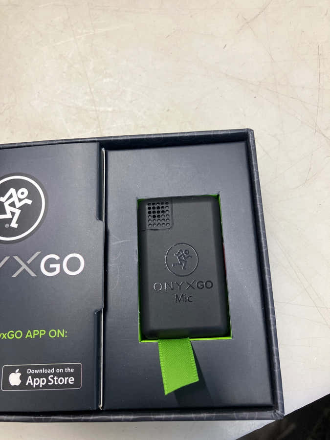 ONYXGO MIC - B Stock