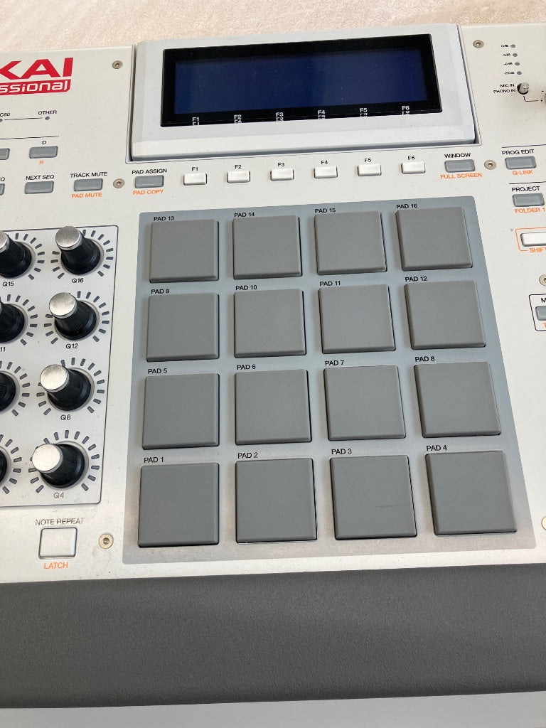 Akai Professional MPC-RENAISSANCE - Stock B