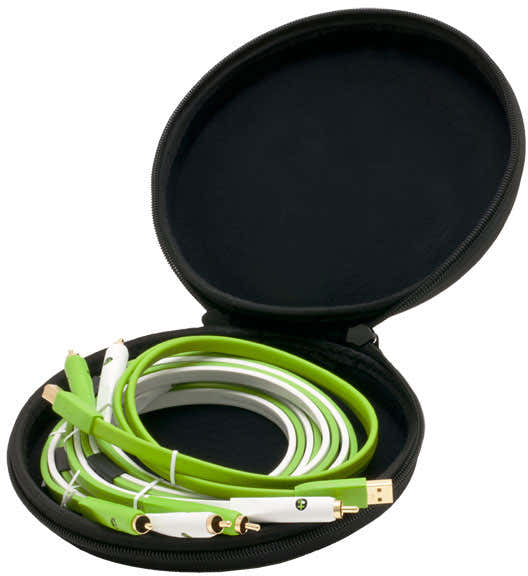 2x RCA-RCA 1m + USB 1m + Funda