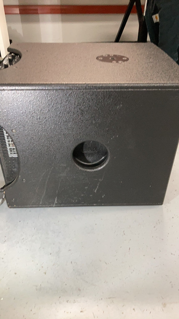 Sistema de sonido amplificado para 250 personas - Stock B