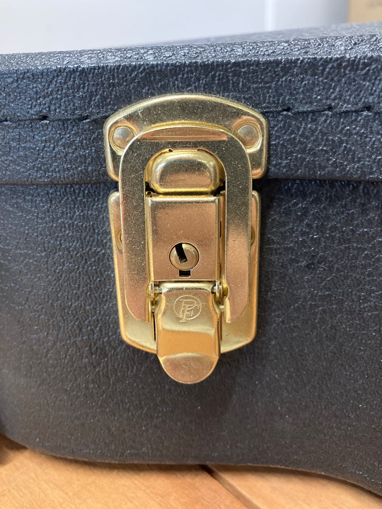 Estuche OMJM - Stock B