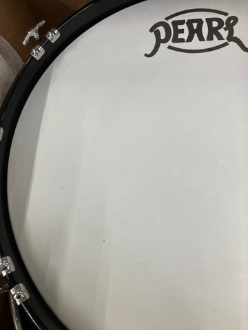 PRESIDENT PHENOLIC ROCK 22 PEARL WHITE OYSTER DRUM SET - B Stock