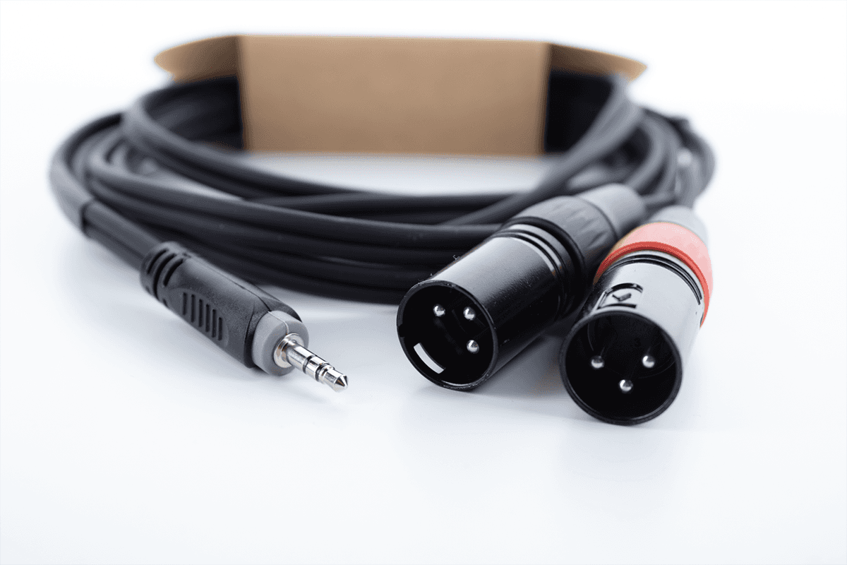 Cable Y Mini-jack Estéreo / 2 XLR Macho 1 M