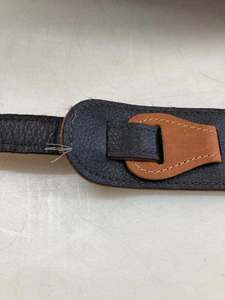STRAP THE CLASSIC - B Stock