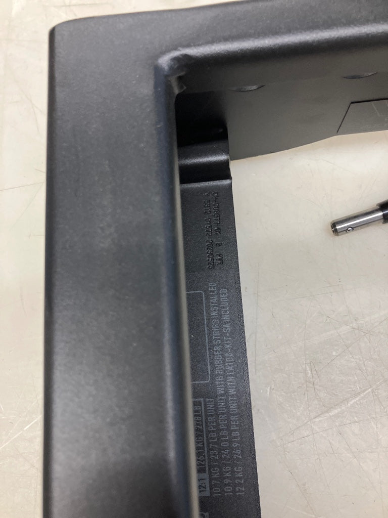 QSC Pro audio LA108-AF - B Stock