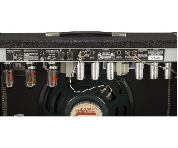 64 Custom Deluxe Reverb cableado a mano
