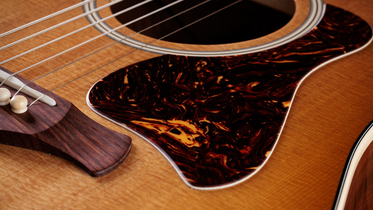 Trey Hensley Gold Label 510e Rubio antiguo Signature Dreadnought